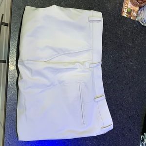 Greg Norman Golf style pant in 42x32